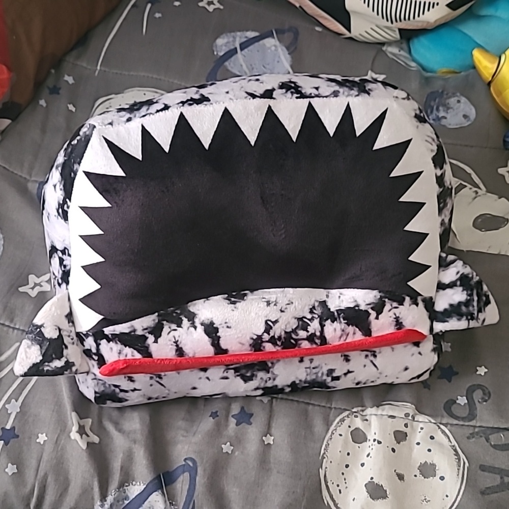 Black&White Marble shark theme tablet holder